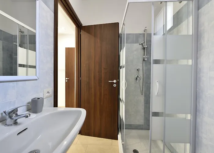 ゲストハウス La Torre Loceri